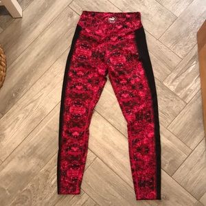 Puma dri-fit patterned full-length leggings!
